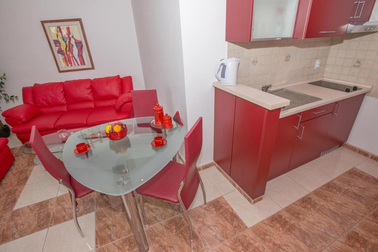 Apartments Marcela Makarska Eksteriør bilde